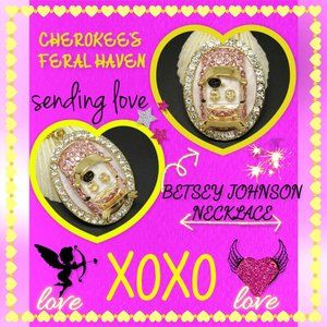 Betsey Johnson Pink Car BLING Necklace